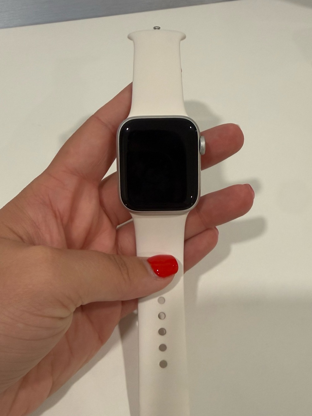 Apple Watch SE silver aluminum (2024) 40mm with Blush Pink Sport Band